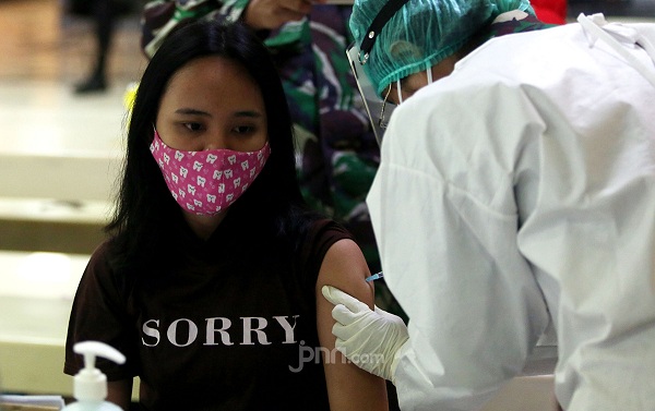 Dukung Pengembangan Vaksin Lokal, Ini Harapan Jokowi pada Industri Farmasi